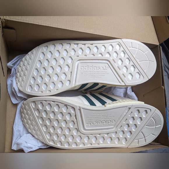 Adidas NMD R1W Size 8.5 - Picture 3 of 5